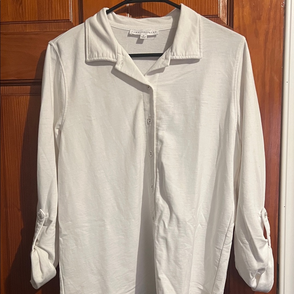 Women’s Button-Up Shirt